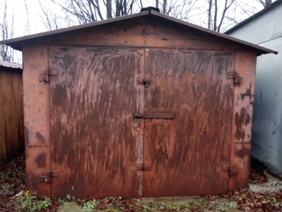 Мото гараж р-н зупинки "Фарфоровий завод" Полтава