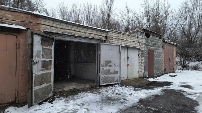 Здається в оренду капітальний цегляний гараж - фото 1