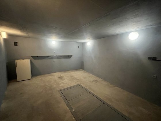 Сдам полуторный гараж нагорка Дніпро