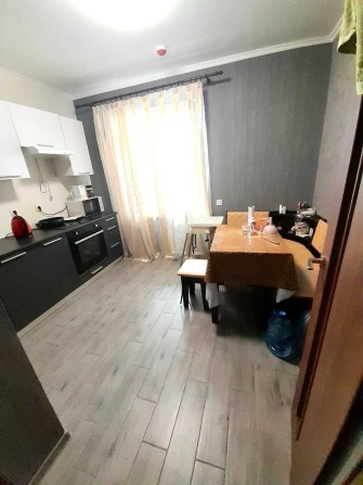Продам 1к кв 44 м2 з ремонтом в Новому будинку, пр-к Моторний! - фото 1
