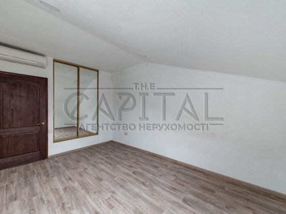 Продажа квартиры, ул. Бассейная, Шевченковский р-н Киев