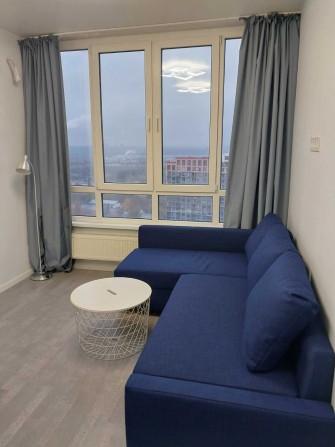 Видовая студио с отличным ремонтом и мебелью. - фото 1