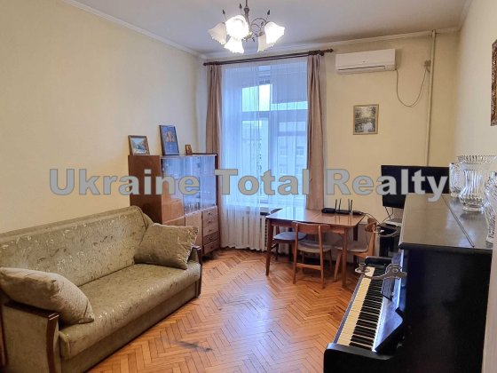 ЦЕНТР Палац України 2 хв пішки! 2к квартира в Сталінці Вул Тютюника 32 Київ