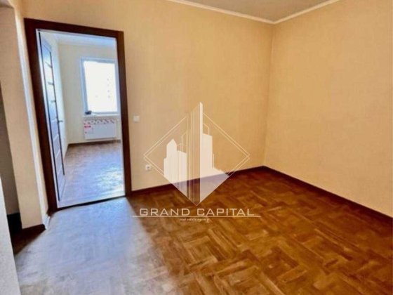 Продам 2к квартиру ЖК Деснянський /13 поверх/ Троєщина Київ