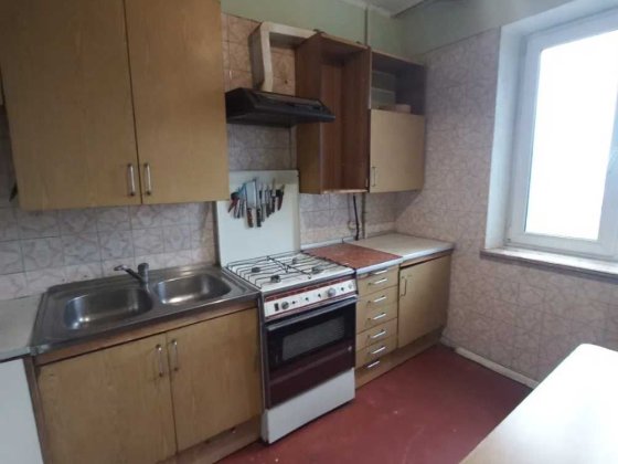 Продаж 3-кімн. квартири на Позняках Київ