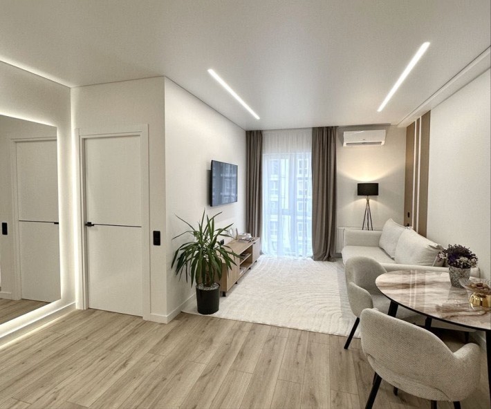 Продаж квартири ЖК Нова Англия 41м2 - фото 1