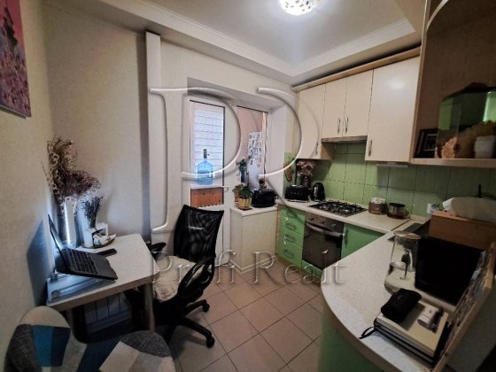 Без %! Продаж  1 кімн. квартири біля метро вулиця Юлії Здановської 30/ Київ