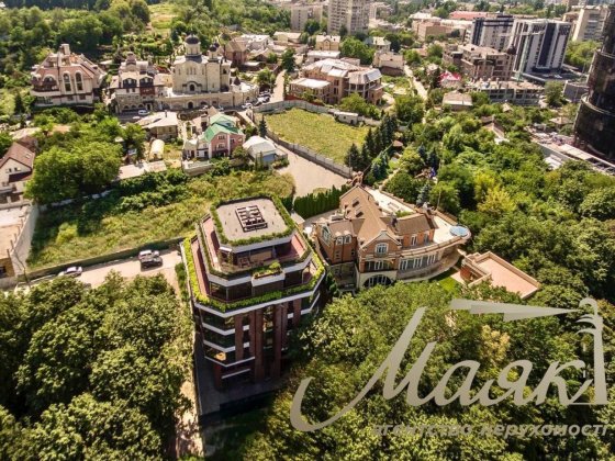 Продажа квартиры 128м2 в клубном доме на Мичурина, Дружбы народов Киев