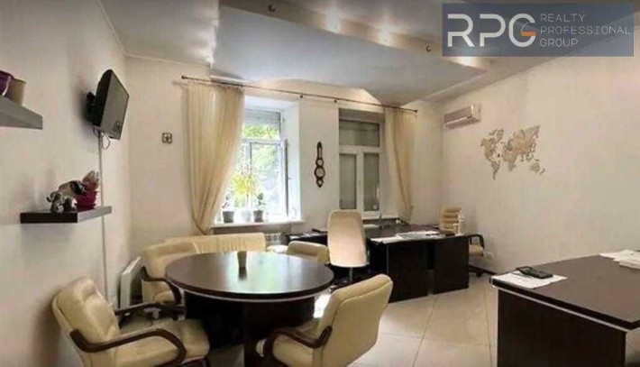 Продаж 2к квартири під офіс Урядовий квартал - фото 1