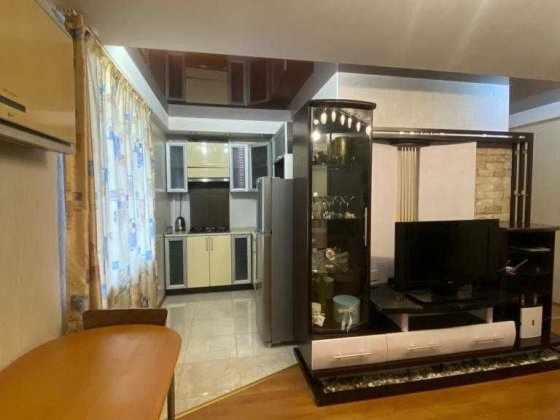 Продаж 2к квартири вул В. Васильківська,  Палац Україна, Олімпійська Київ