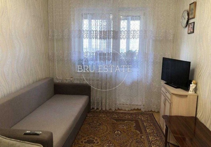 Продаж 1к Милославська Троэщина в житловому стані з меблями - фото 1