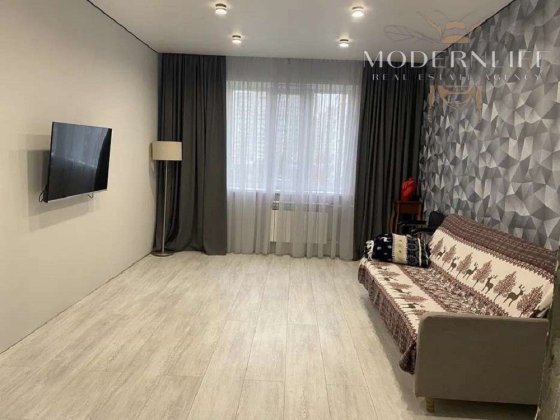 Продаж 3к квартири вул. Каштанова 8 Киев