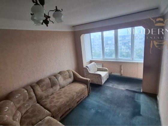 Продаж 1к квартири вул. Мілютенко 11а Київ