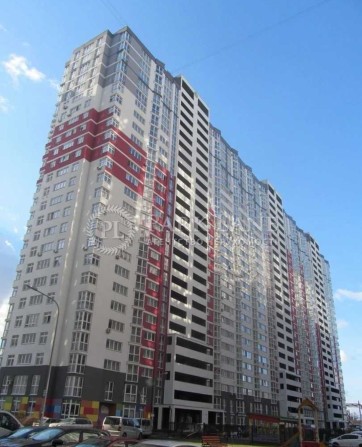 Вулиця Драгоманова 2 - фото 1