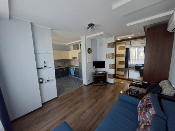 БЕЗ %! Затишна 1-кв. Кам'янська, 128 Метрополія Вирлиця, Бориспільська Київ