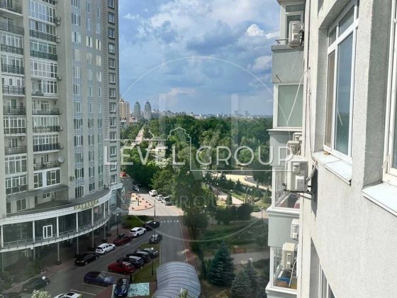 Продаж 1-к ЖК Парк Стоун Київ