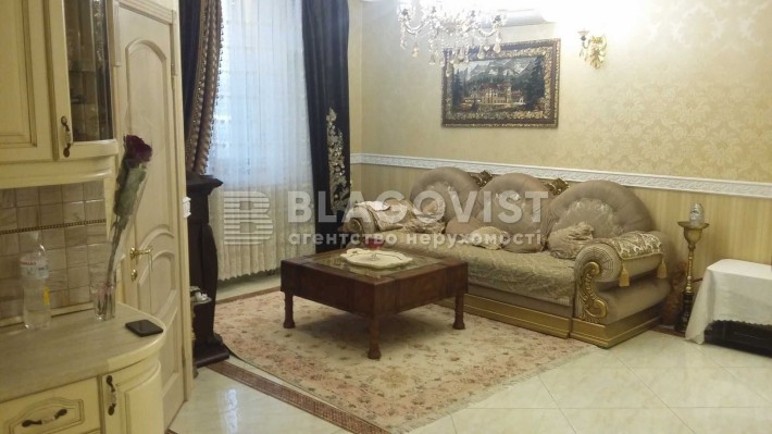 3-х кімнатна квартира, Печерск,  Тютюника 37/1 - фото 1