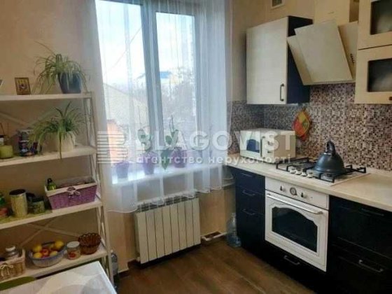 Продається 2 кімнатна квартира Київ