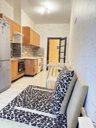 Вул. Калнишевського 7, м. Героїв Дніпра,  2 кім, 77.6 м кв, 107000$ - фото 1