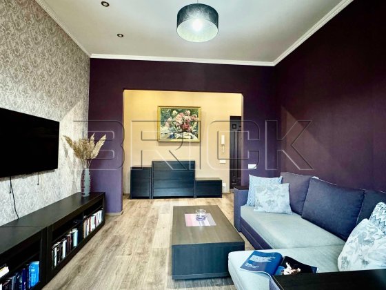 Продаж затишної 2-кімнатної квартири біля ст.м. Либідська Київ