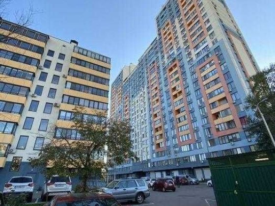 Продаж 1 кімн., Богатирська 6А, Оболонь, метро Мінська 8хв Київ