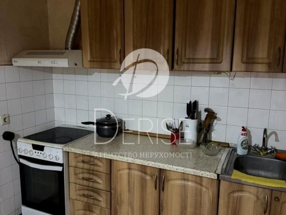 #8836 2К-Продаж квартири Позняки Харківська  Дарницький р-н Київ