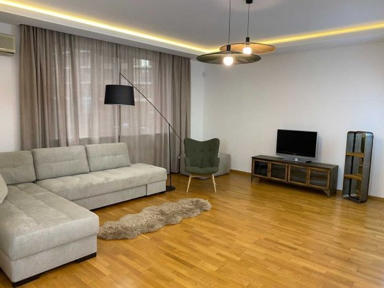 Продам 3х ком кв. c паркоместом в доме  Печерск, Предславинская Киев