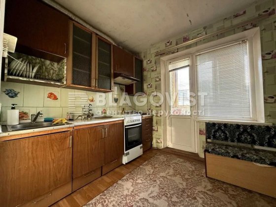 Готівка, безготівка - ТАК! Продаж 3к вул. Бальзака,77 Троєщина Киев