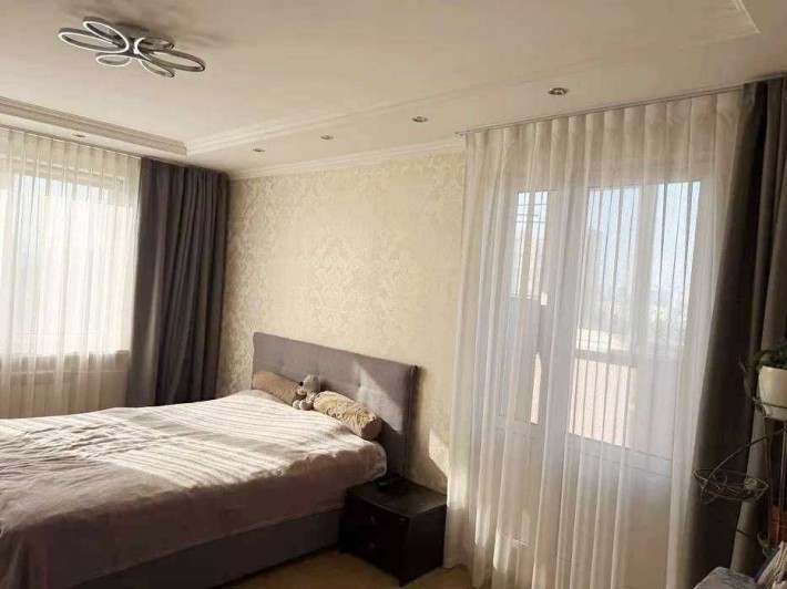 2К в новому будинку з ремонтом поруч з метро бомбосхов. Краківська 13В - фото 1