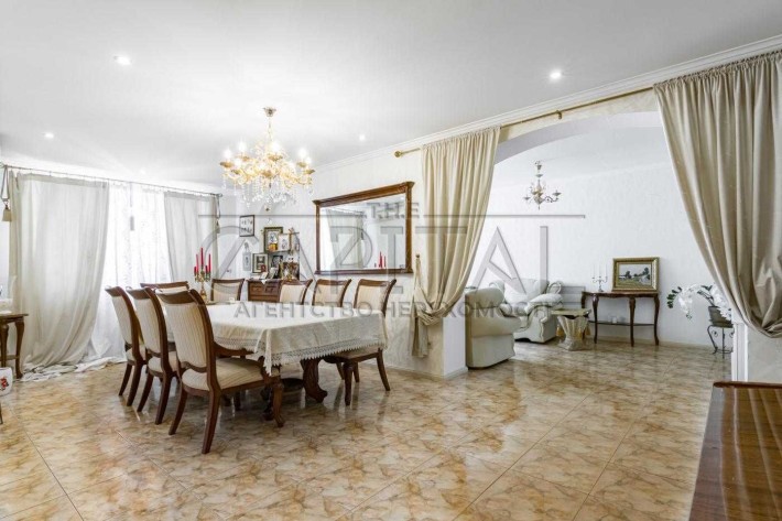 Продаж / Квартира / пр-т Володимира Івасюка, Оболонь / 150м2 - фото 1