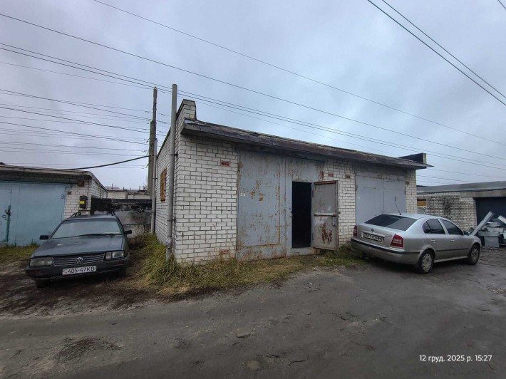 Здам 2 спарених гаражі шир 975 глиб 575см Троєщина Пухівська 2 підвал - фото 1