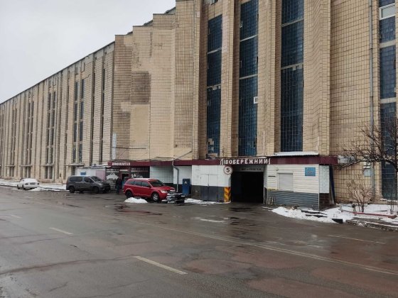 Здам гаражний бокс на 4 поверсі в ГСК Лівобережний-1, вул. П. Куліша 2 Киев