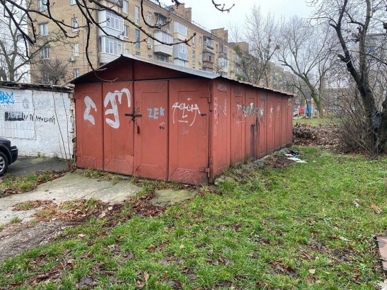 Здам гараж двір вул Пластова 17 і пр Каденюка 16 (Гагаріна) без світла Київ