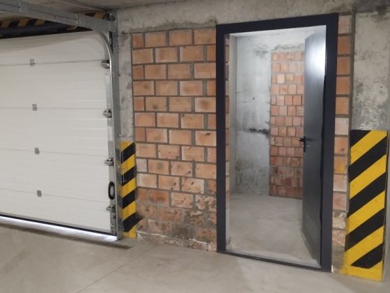 Мото Парковка (Parus City) Комора Львов