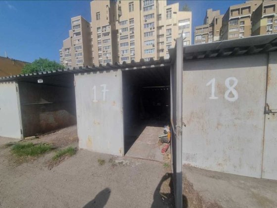 Оренда гаражу, вул. Ямська, 17 мототранспорт, електро-вело Київ