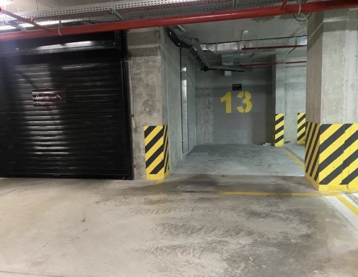 Оренда паркомісця в підземному паркінгу подобово,вул.Шевченка 73 - фото 1
