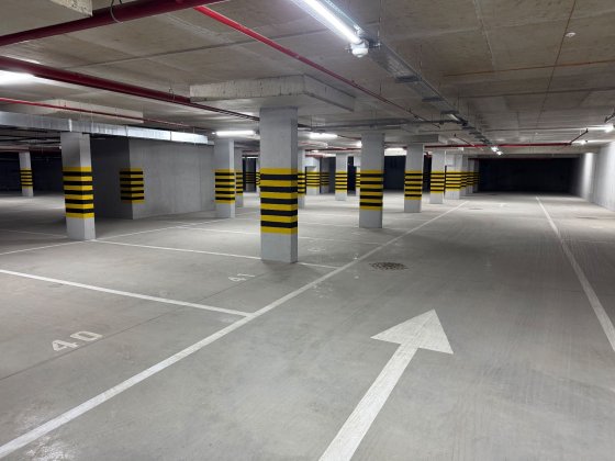 Оренда паркомісця на вул. Перфецького, 6 Quoroom Perfect Кворум Львів