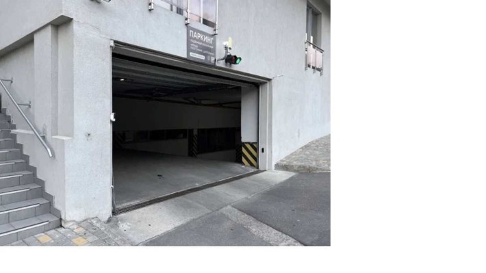 СДАМ паркинг в Аркадии( возле трц Гагарин Плаза) - фото 1