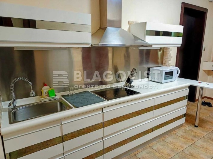 Антоновича Володимира (Горького), 140 - фото 1