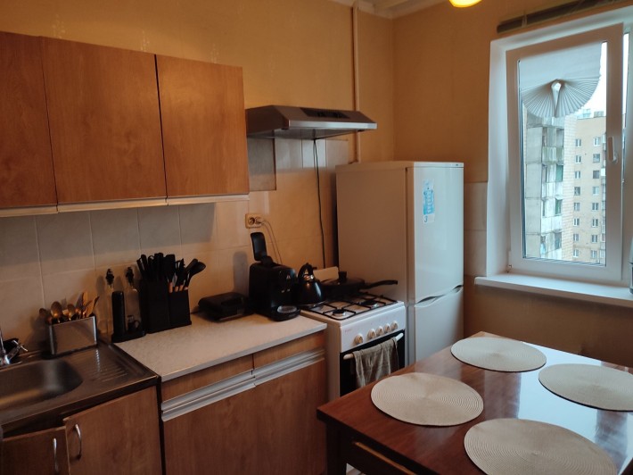 Бажана 9Б 2 -кімнатна - фото 1