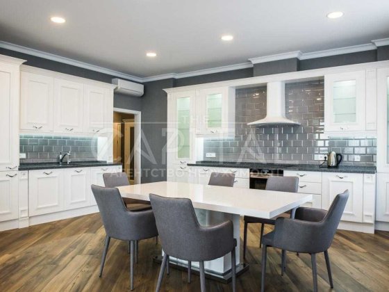 Продажа квартиры, ЖК Новопечерськие Липки, Печерск, ул. Верхогляда Киев