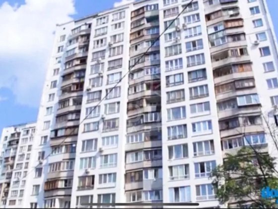 Простора 1к. квартира, вул. Малишка 31, метро Дарниця Київ