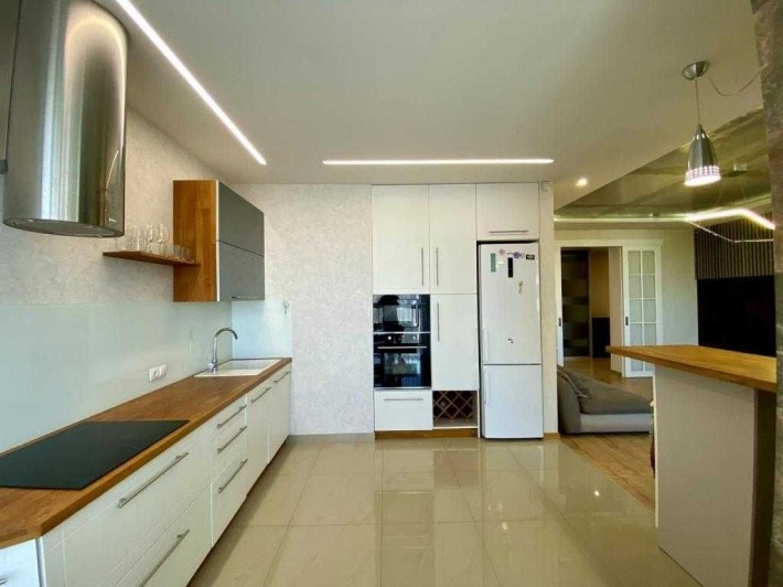 Продаж 3-к квартири 99 м.кв. Сучасний ремонт М.Чернігівська Поправки 4 - фото 1