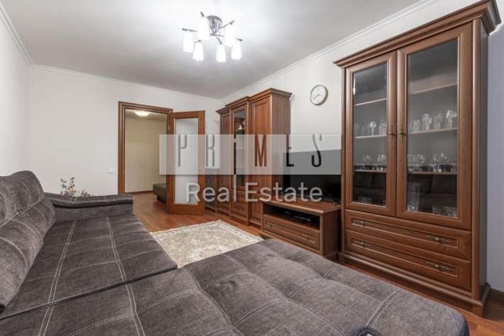 Продаж квартири Оболонь Івасюка 14Б новий ремонт - фото 1