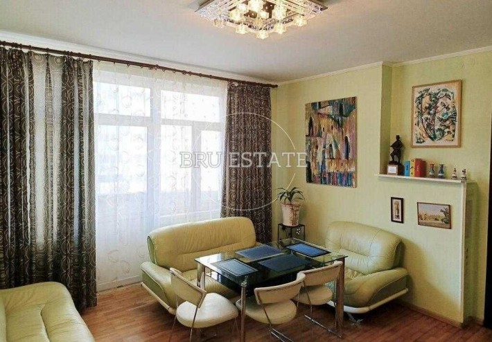 Продаж 3к Антоновича Палац Україна Центр Дизайнерський ремонт - фото 1