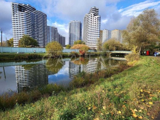 SALE Продаж квартира Паркові озера з величезною терасою Деснянський Київ