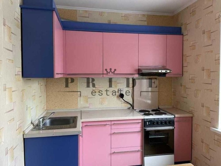 Простора двокімнатна квартира на Троєщині - фото 1