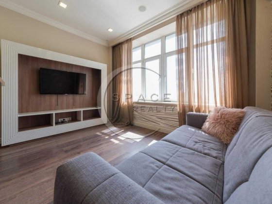 Продаж 1- кімнатна квартира Новопечерські липки Верхогляда Драгомирова Київ