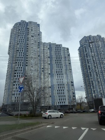 Двухкімнатна Соборності 30 - фото 1