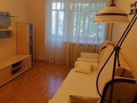 Продаж 2к квартири переулок Арсенальный 5 метро Печерська Киев